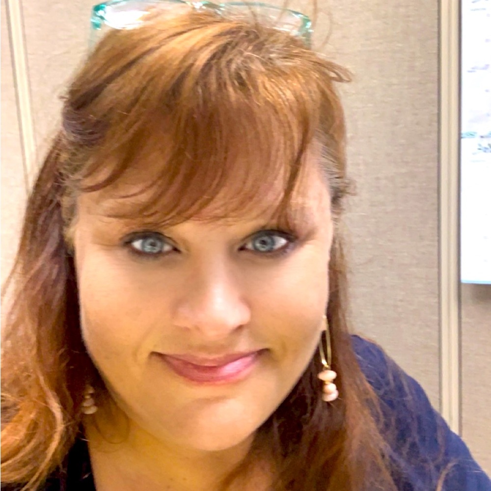 Meet your Posher, Tina